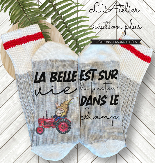 Bas style chalet "La belle vie est sur le tracteur dans le champ"